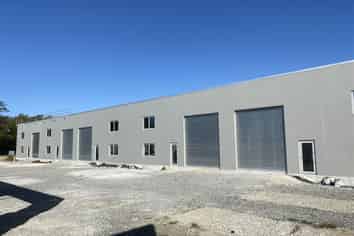 Secure, Gated Complex - 196m2 (approx)