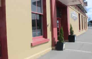 Lumsden Hotel, Business $215,000