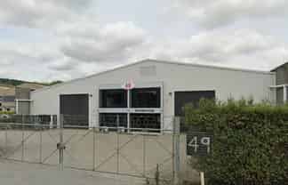 96M² ROAD FRONTAGE OFFICE/SHOWROOM