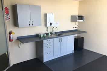 BLENHEIM ROAD OFFICE 225 M2