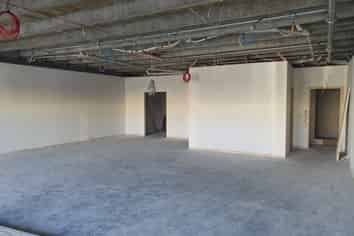 Restaurant or retail opportunity