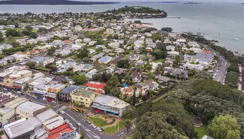 GF/6 Victoria Road, Devonport