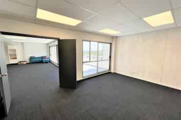 STANDALONE WITH PRIME FRONTAGE