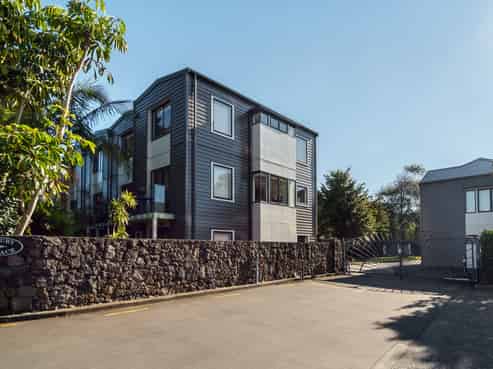 9 Sudbury Terrace, Parnell