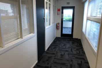 Corner position in central Onehunga location