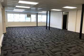 Corner position in central Onehunga location