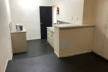 Corner position in central Onehunga location