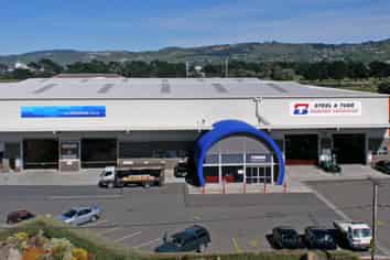 LARGE SEAVIEW / GRACEFIELD WAREHOUSE