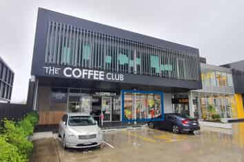 High profile retail with competitive gross rental.