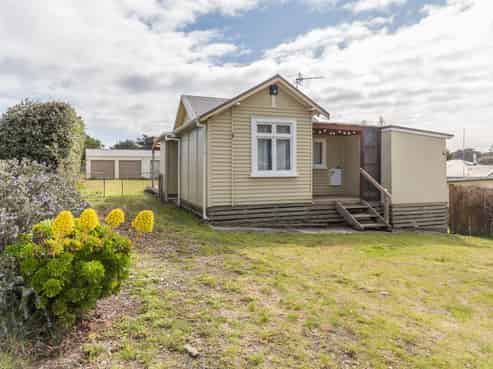 22 Kauwhata Street, Himatangi Beach