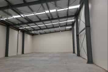Warehouse opportunity in Woolston