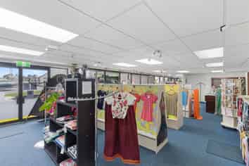 Vendor Has to Sell - No Plan B!!