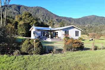 1638/1502 Karamea Highway, Corbyvale, Karamea