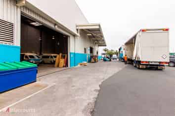 Rosebank Road Industrial - 948m²