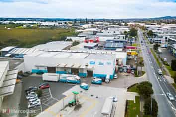 Rosebank Road Industrial - 948m²