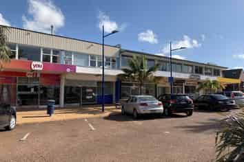 PRIME LOCATION NEAR OREWA BEACH