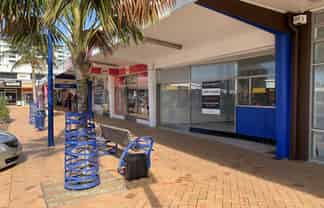 PRIME LOCATION NEAR OREWA BEACH