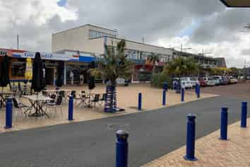 PRIME LOCATION NEAR OREWA BEACH