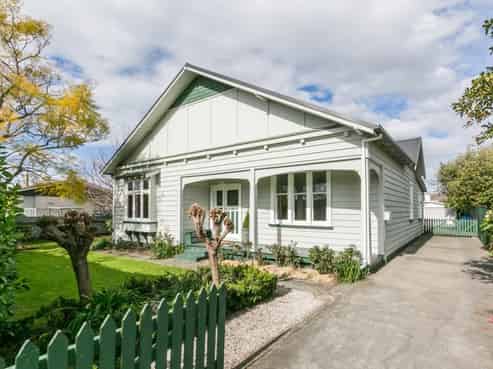 207 Allerton Street, Saint Leonards