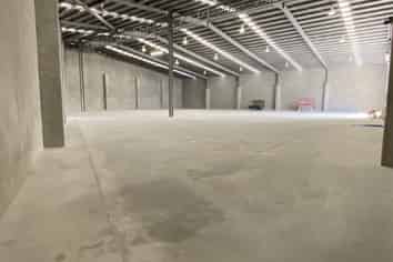1,509m2* Modern High Stud Warehouse/Office