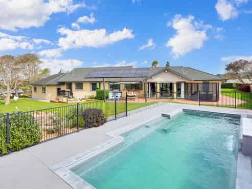 1513 Kaiaua Road, Mangatangi