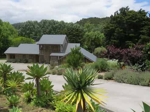 304 Kara Road, Maungatapere