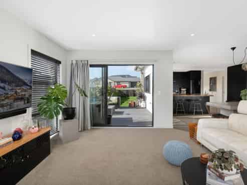 28 Puhirake Crescent, Pyes Pa