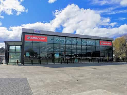 Premium showroom and warehouse