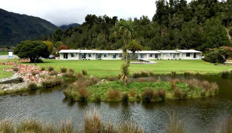 2596 Franz Josef Highway, 