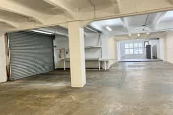 Grey Lynn Warehouse with Industrial Office