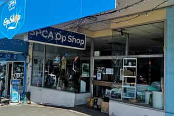 Quality retail in Birkenhead