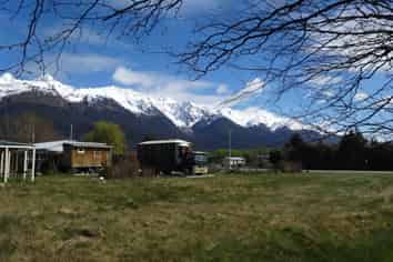 28 Groves Street, Glenorchy