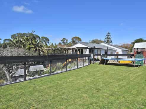 57 Hauraki Road, Leigh