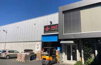 High Stud Warehouse with Modern Offices