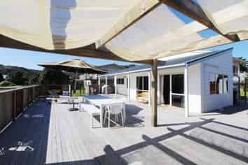 237 Kenwood Drive, Matarangi