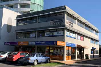 LOCATION, SIZE & PARKING – ALL SORTED