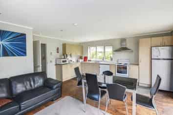 11 Pitt Street, North Dunedin