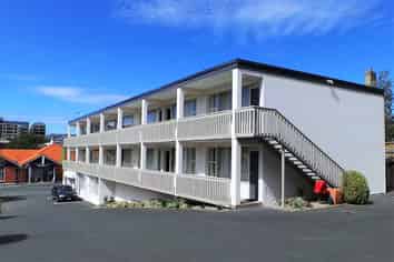 Vendor Will Meet The Market! 