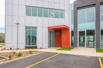 Sanctuary on the Estuary - Plenty of Parking!