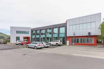 Sanctuary on the Estuary - Plenty of Parking!