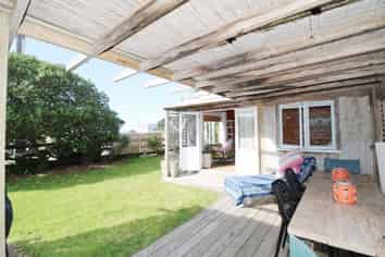 359 Tangiora Avenue, Whangapoua