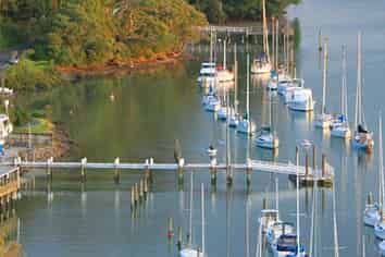 307 Duck Creek Road, Stillwater