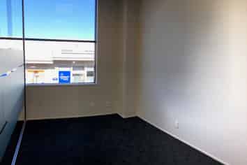 Cornersite Office Available in Botany Junction