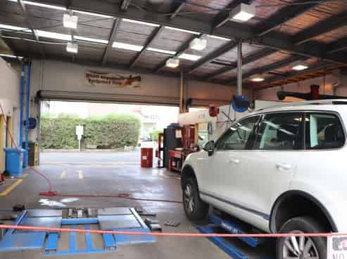 Lincoln Road garage/workshop opportunity