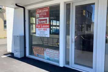 City Office/Retail Lease
