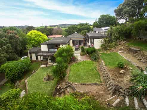 17 Kowhai Park Road, Maunu