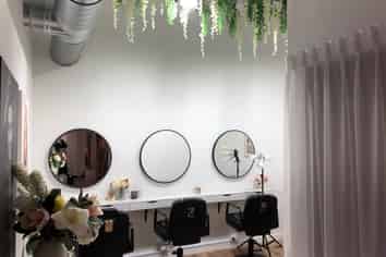 75M2 UPSTAIRS OFFICE ON KING