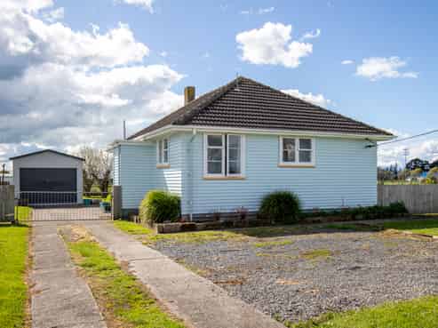 687 State Highway 25, Waitakaruru