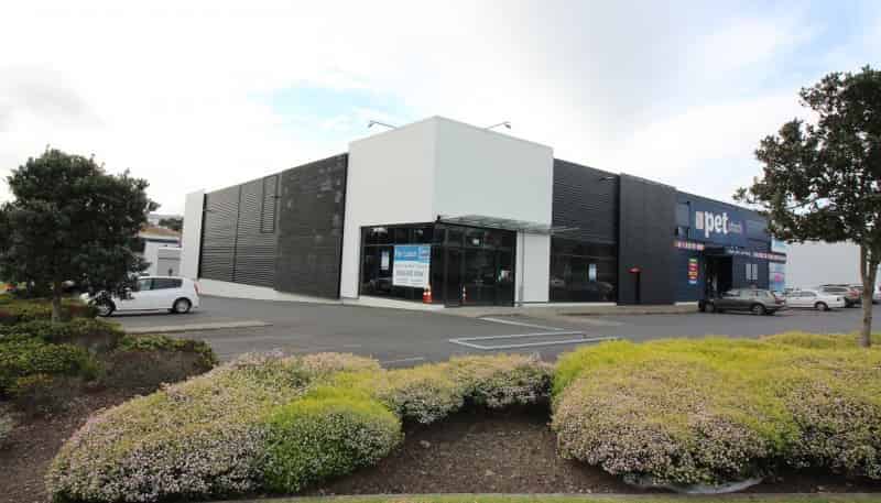 10-12 Constellation Drive, Albany