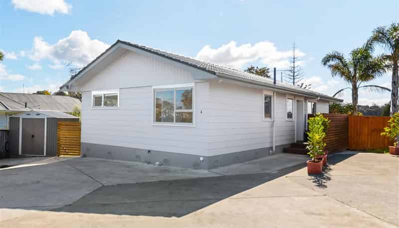 7a Taipari Road, Te Atatu Peninsula